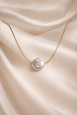 Arena Baroque Solitary Pearl Necklace