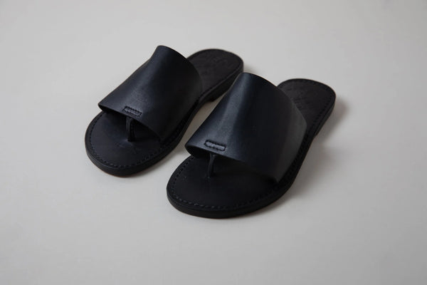 Tusk Rogue Black Sandals